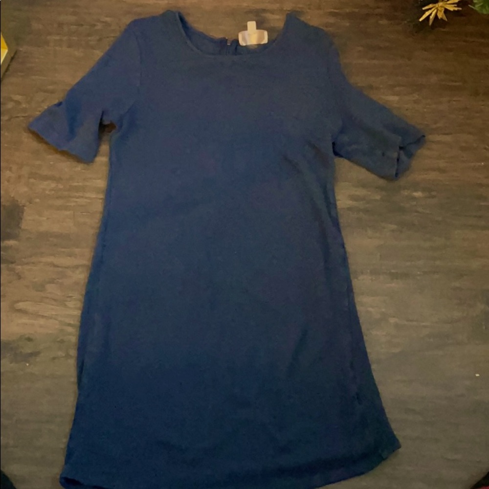 Mid thigh, short sleeved navy dress